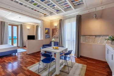 Monolocale Junior Suite vista mare parziale