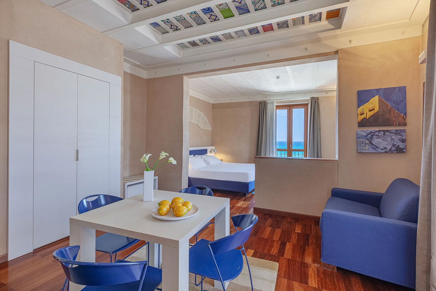 One-room Junior Suite with partial sea view